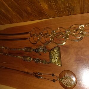 Gold and Brown Ornate Heart Necklace